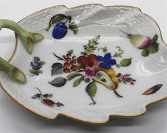 1009 - Herend Fruits & Flowers leaf tray 5 1/2 x 4 1/4