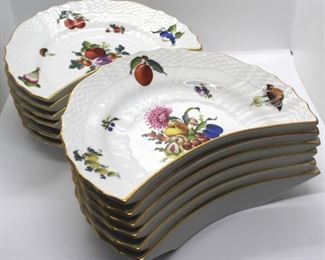 1017 - Set of 12 Herend Fruits & Flowers Bone Plates 6 x 8