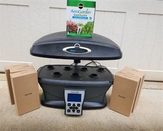 Grow a small garden inside!
Miracle Gro Aero Garden home garden growing kit. Includes 6 packs of grow bulbs and 1 seed pod kit. Measurements 16x12x14" https://ctbids.com/#!/description/share/753035