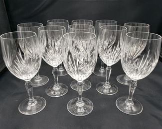 Eleven crystal glasses measure 7"H x 2 1/2"L.
https://ctbids.com/#!/description/share/752838
