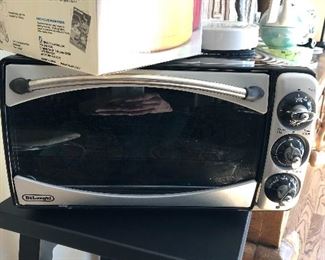 DeLonghi Toaster Oven 