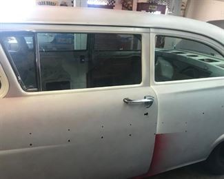 https://youtu.be/HuevclU2sUg click link to view 360 video of car1957 Ford Tudor (windshields and seats are in upper barn) engine redone and painted Body ready for paint $9000 obo call sonny 6302903825 to make appointment or ask questions CLASSIC CAR