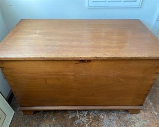 Lot 15: $450- Blanket chest-dovetailed sides. 38"W x 20-1/2"D x 23"H