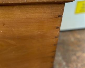detail of dovetail joinery on sides