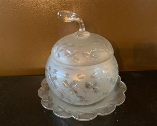 Lot 82: $65- large glass tureen 12"H x 13"Diameter plate. chips to interior rim