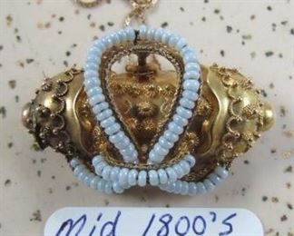 Mid 1800's 14K Gold Brooch w/Pearls