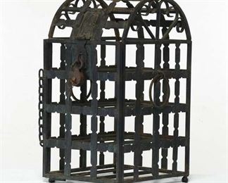 Antiqued  Wrought Iron Lock & Key Travelers Wine Rack