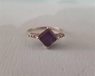 Alexandrite Sapphire Impression Ring. Size 9.