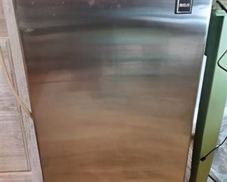 RCA Mini Fridge Tested And Working