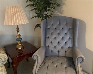 Wing back chair