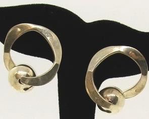 2127 - Earrings No backs 