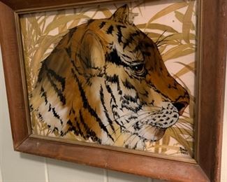 This tiger is painted on the other side of the glass.  Y'all the 70's were crazy.