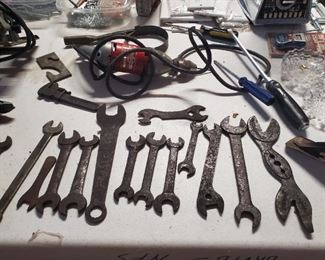 Antique wrenches 