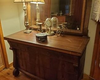 1800 dresser with mirror 