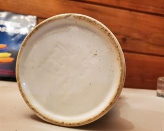 Stamp on pottery 