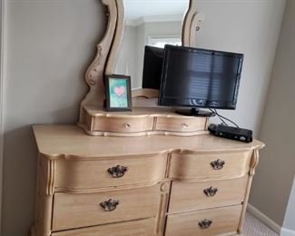 Beautiful mirrored dresser