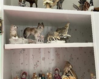 Wolf figurines