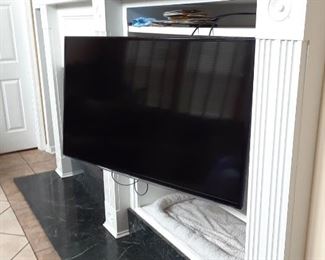 Large tv, as is