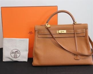 Authentic Hermès 40CM Kelly Leather Handbag in Kelly Gold - Cognac Full Grain Leather. Will Ship.