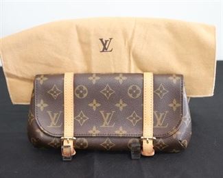 Authentic Louis Vuitton Monogram Leather Double Buckle Fanny Pack/ Waist Belt Bag. Will Ship.