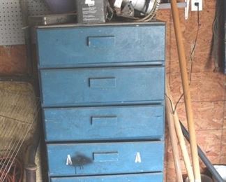 56 - 6-Drawer Dresser w/ Contents