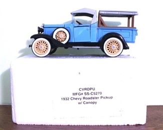 98 - 1932 Chevy Roadster Pickup w/ Canopy Model