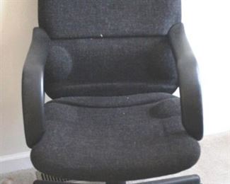 142 - Office Chair