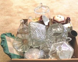 174 - Tray Lot of Assorted Items