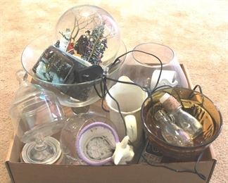 175 - Tray Lot of Assorted Items