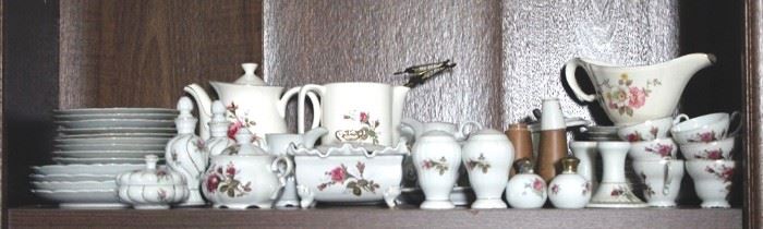 197 - Shelf Lot of Assorted Matching China