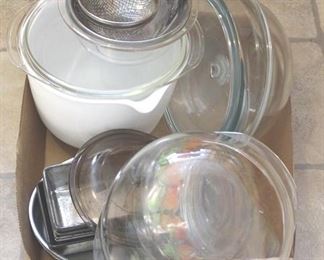 216 - Tray Lot of Assorted Items