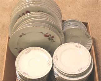 228 - Tray Lot of Assorted Items