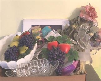 238 - Tray Lot of Assorted Items