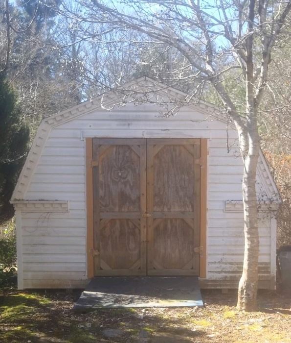 Large 12 x 16 shed in great condition
