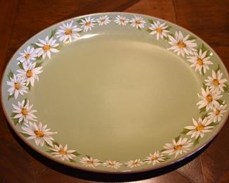 daisy decorative platter
