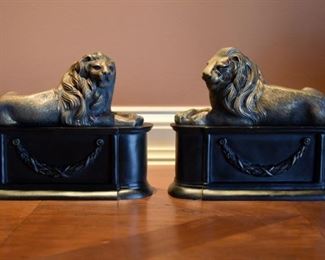small lion scluptures