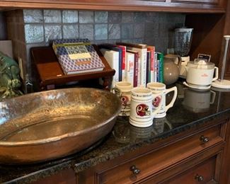 Cookbooks, kitchenwares, kitchen