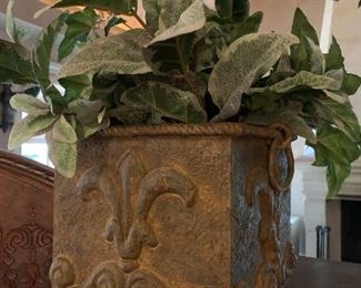 metal planter with fleur-de-lis