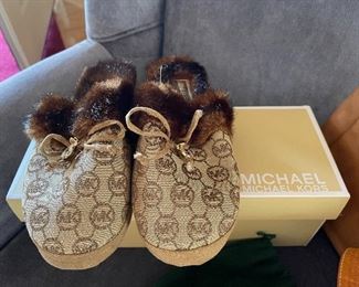 Brand new Michael Kors slippers, size 6