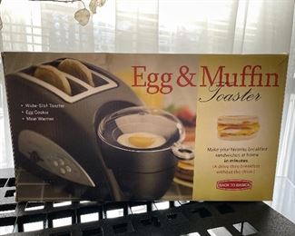 Brand new Egg and muffin toaster