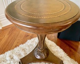 142. Accent Table w/ Leather Inset (24" x 28")