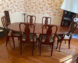 #3	Consolidated Furniture Ind. Table w/2 leaves & 6 chairs  60-80x44x29	$175 
