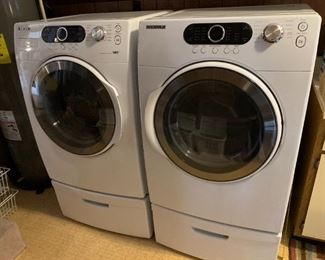 #40	Samsung Washer Front Loader on pedistal Model WF32AAW	 $300.00 
#41	Samsung dryer Front Loader on pedistal Model DV328AEW	 $300.00 
