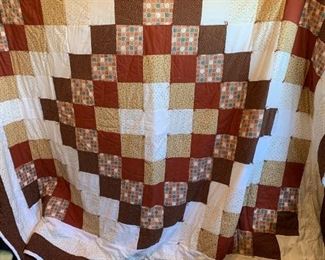 #62	Brown/white Hand Tied King Quilt - Polyester	 $60.00 
