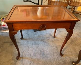 #122	RectangularWood End Table w/2 pull-out Trays 28x18x25 w/carved shell on side	 $100.00 
