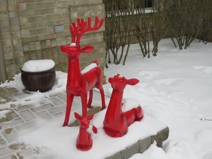 Holiday Red enamel pottery deer