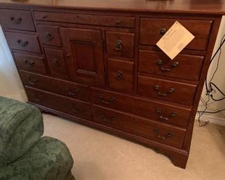 $1175 ~ OBO~WOW! BOB TIMBERLAKE BY LEXINGTON COLLECTORS BUREAU MOST DESIRED CHERRY DRESSER IN PRISTINE CONDITION
