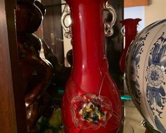 ART GLASS VASE