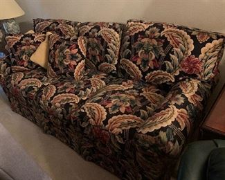 $750~ OBO~ GORGEOUS CUSTOM UPHOLSTERED FLORAL (SLEEPER) SOFA