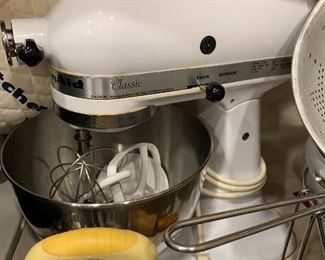 $200 - KitchenAid classic model K44SS
